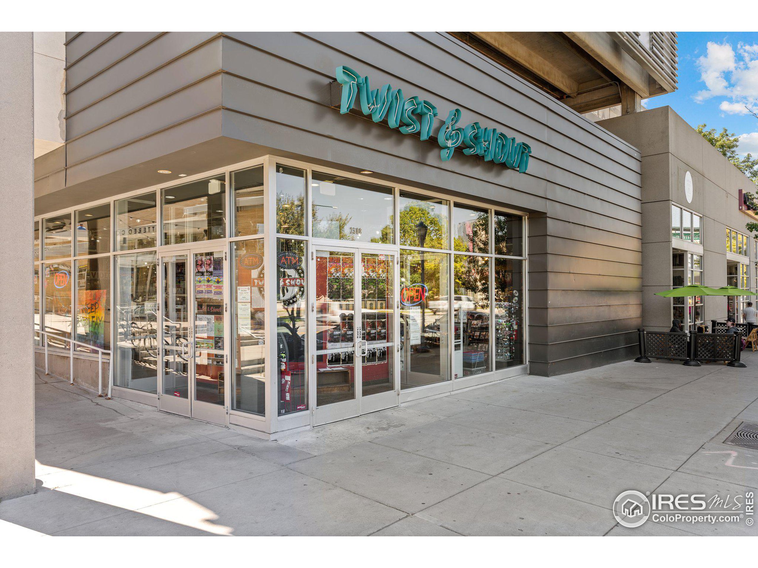 2708 E 14th Ave F