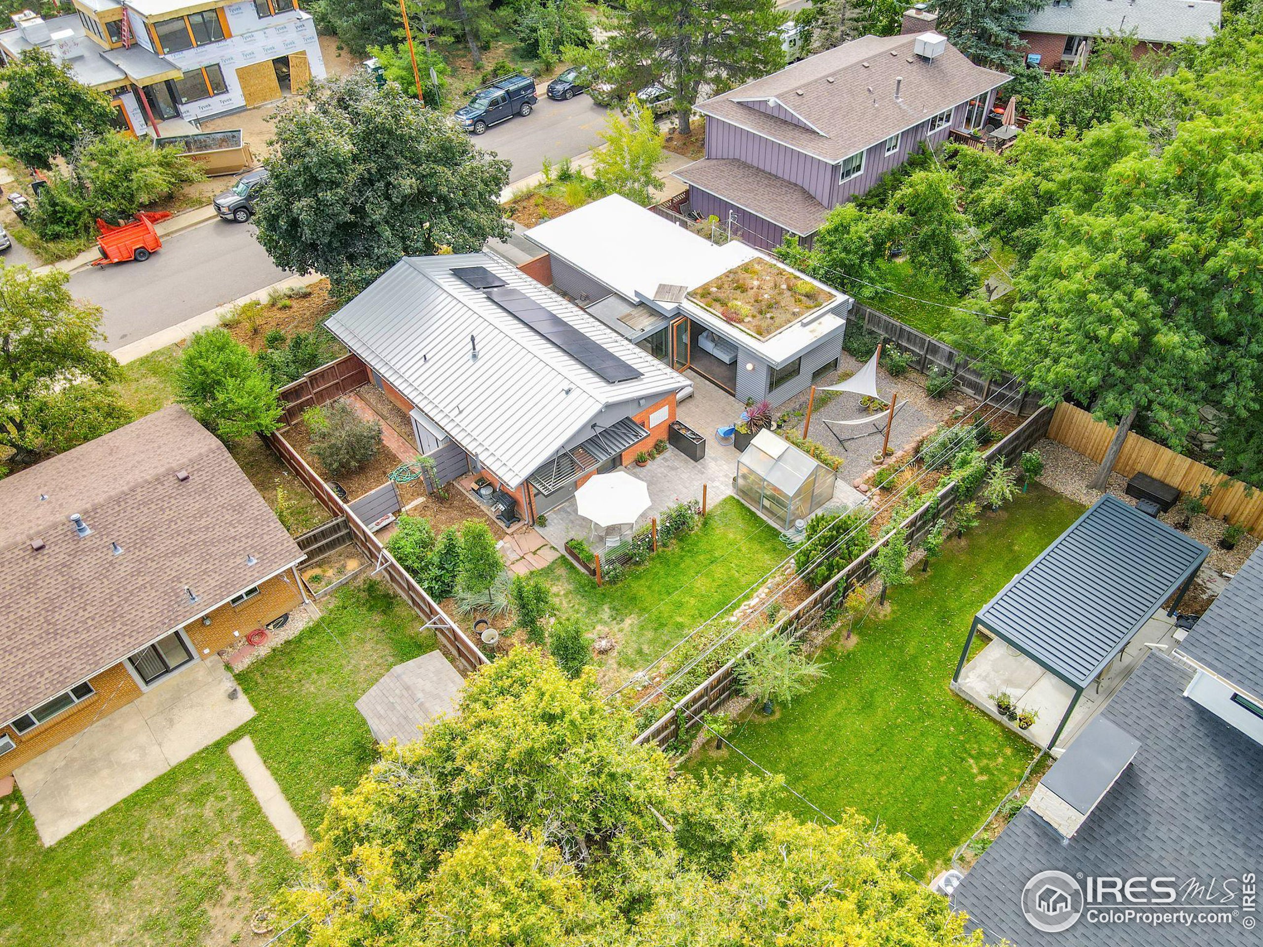 1145 Edinboro Dr