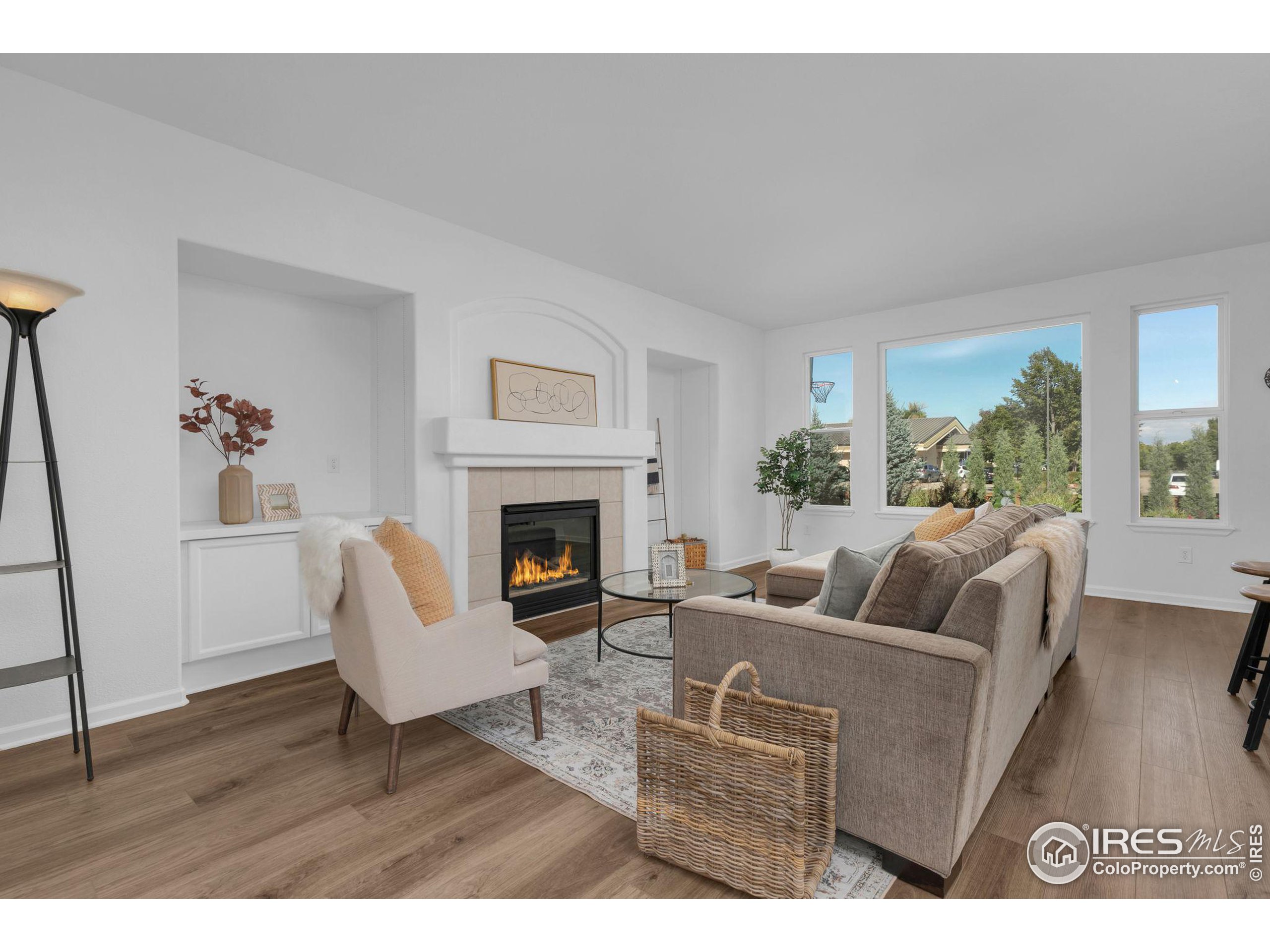 3126 Mesa Verde St