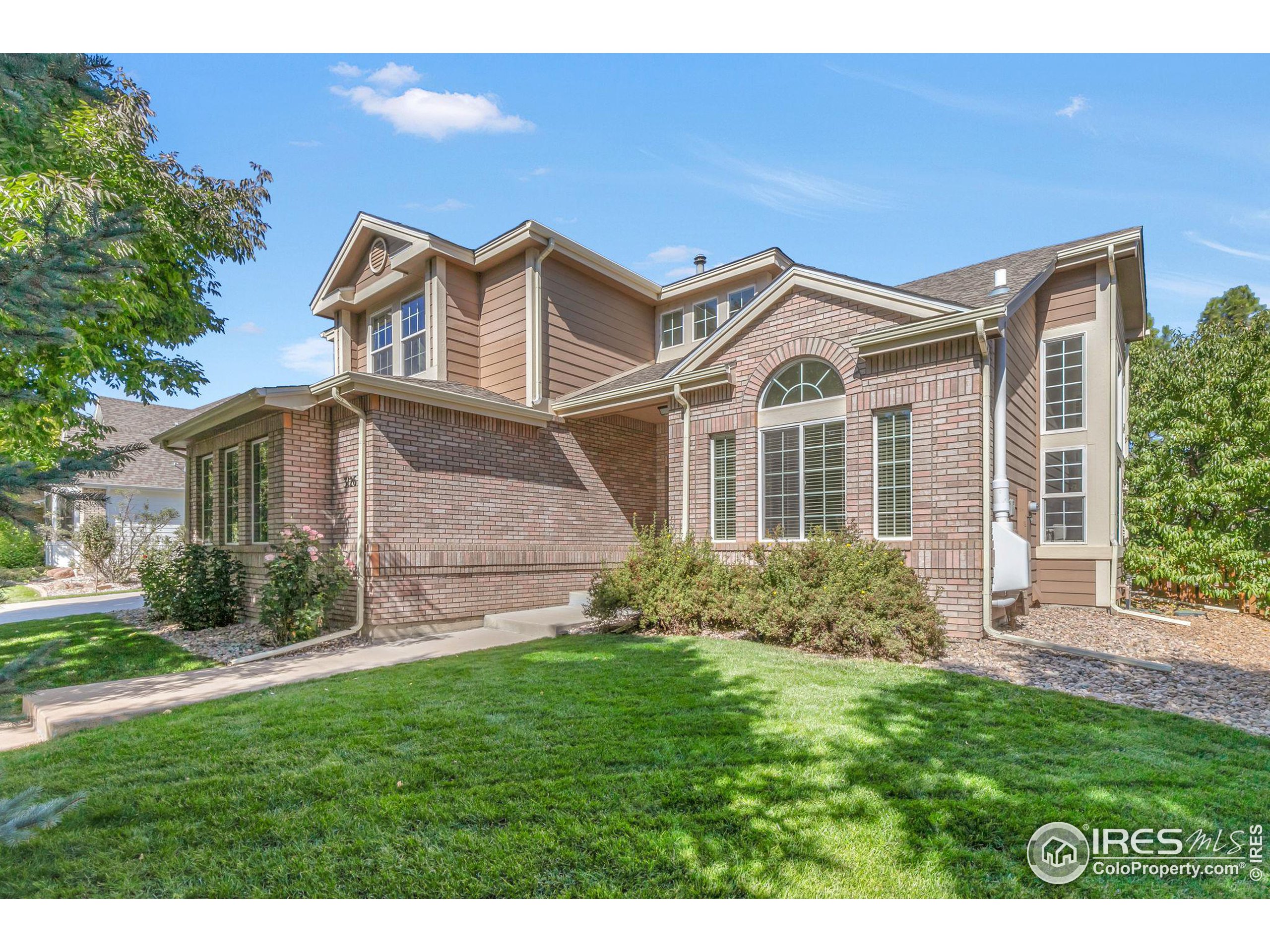 3126 Mesa Verde St