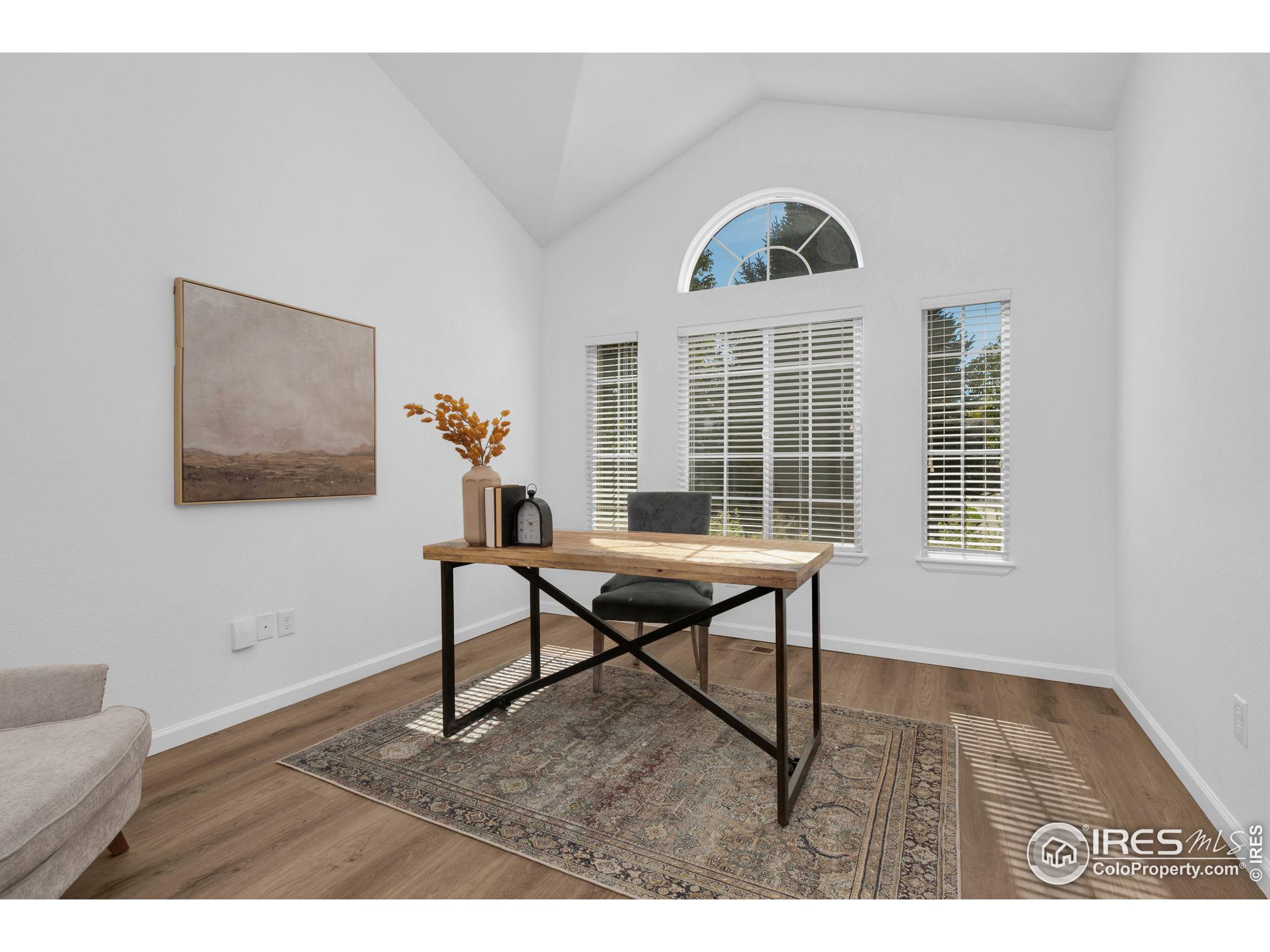 3126 Mesa Verde St