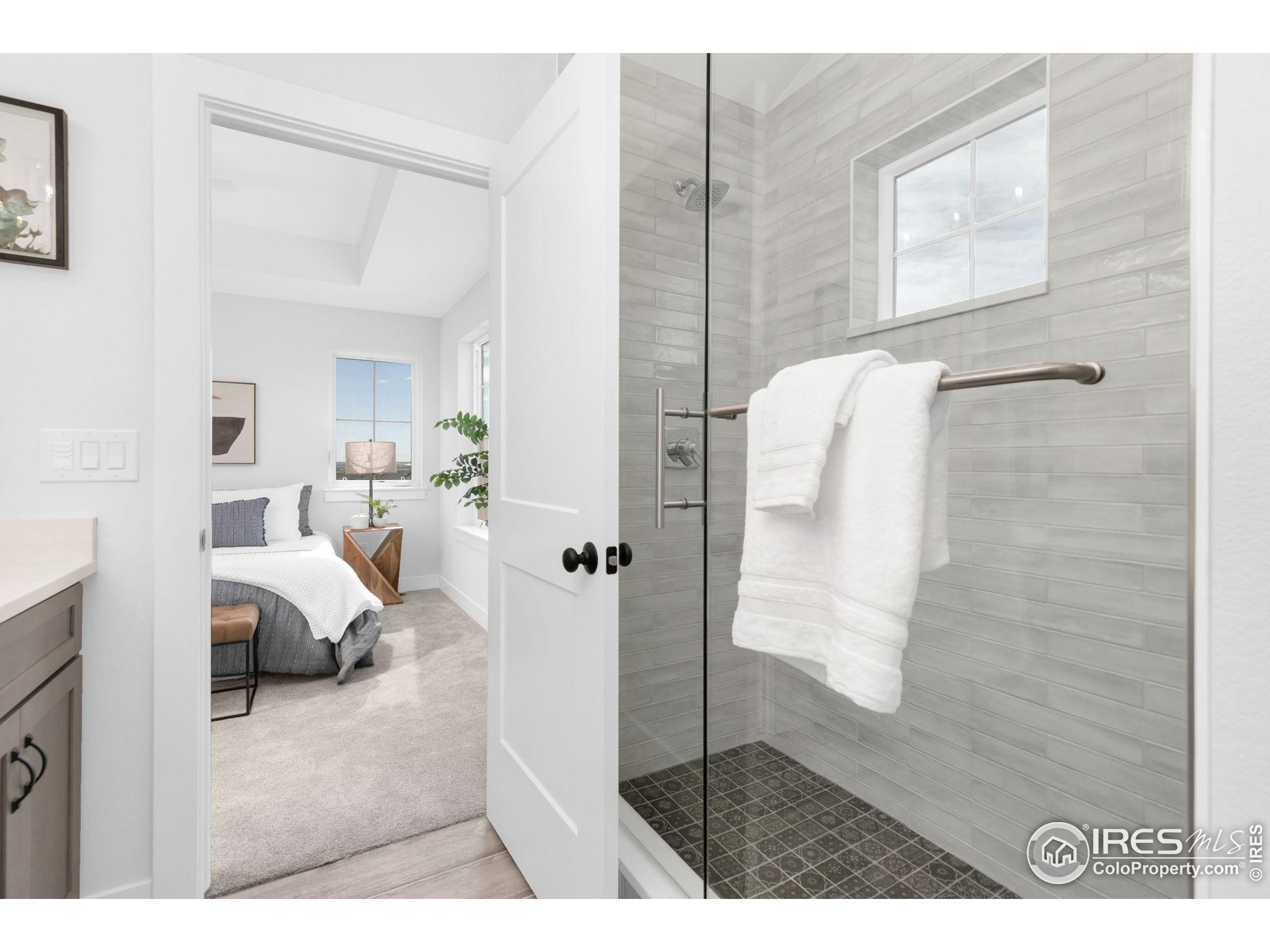 967 Arapahoe Cir