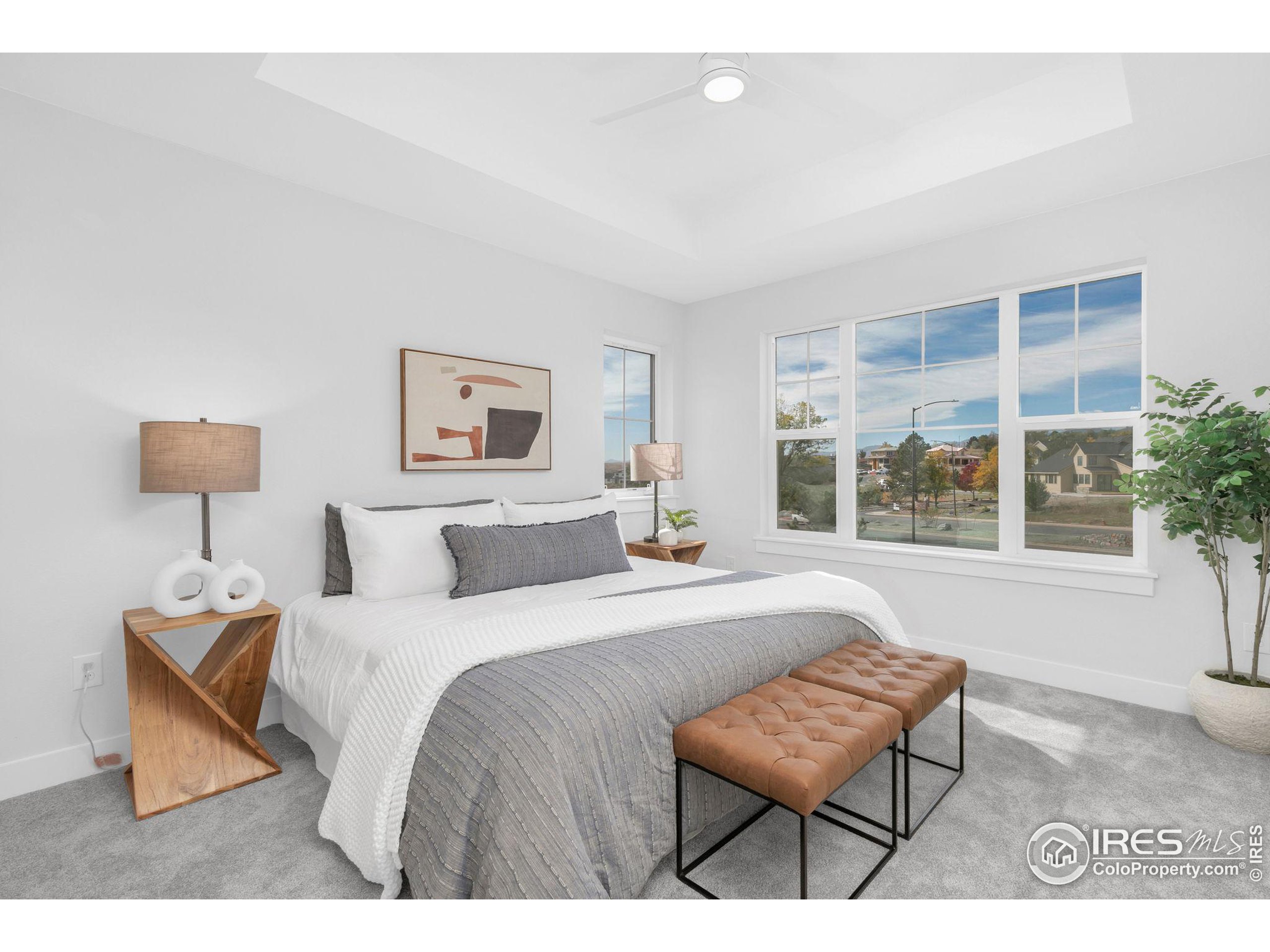967 Arapahoe Cir