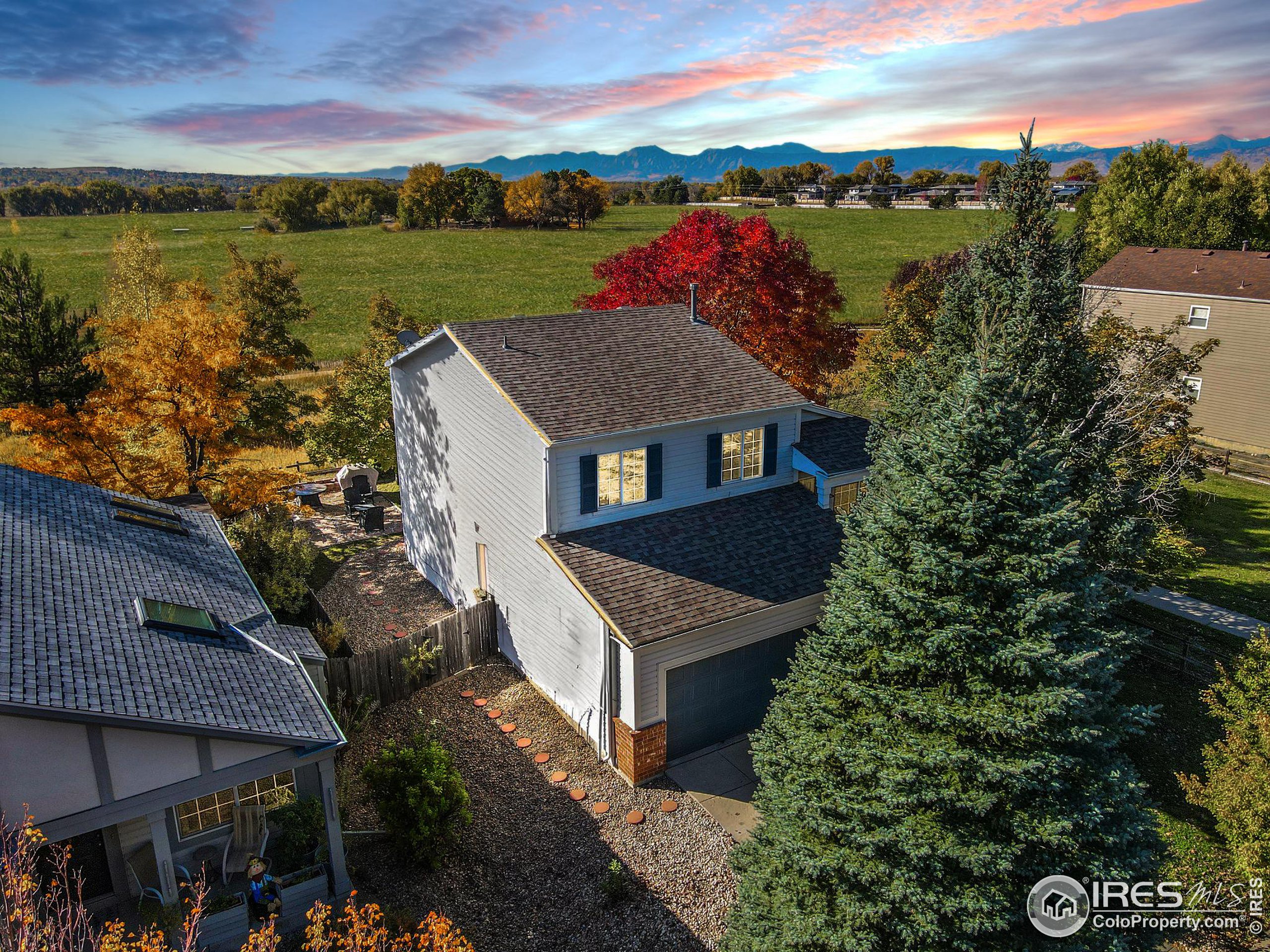 3319 Bluestem Ave