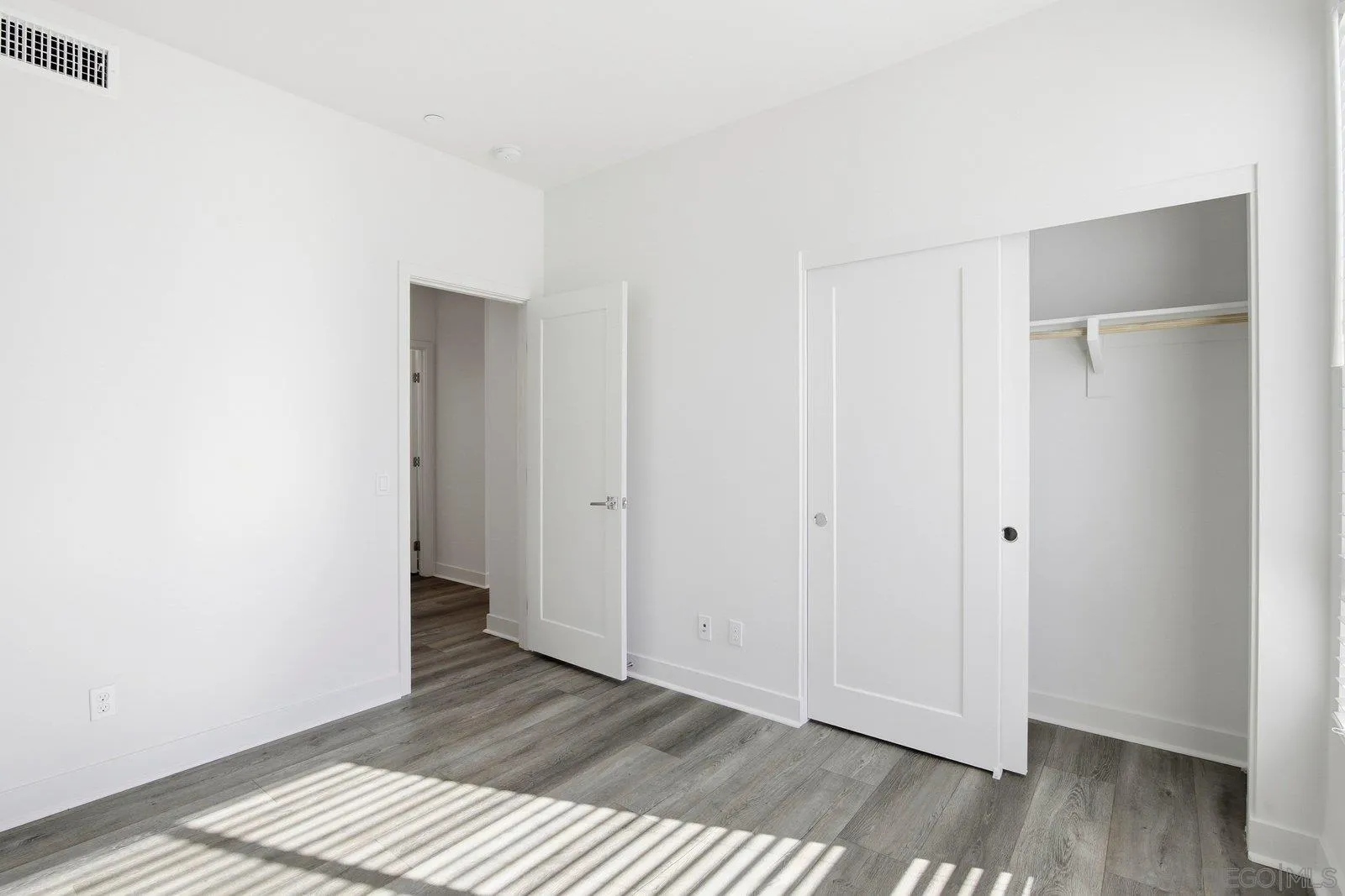 4103 Voltaire St Unit 11