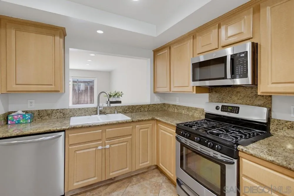 3614 Caminito Carmel Lndg