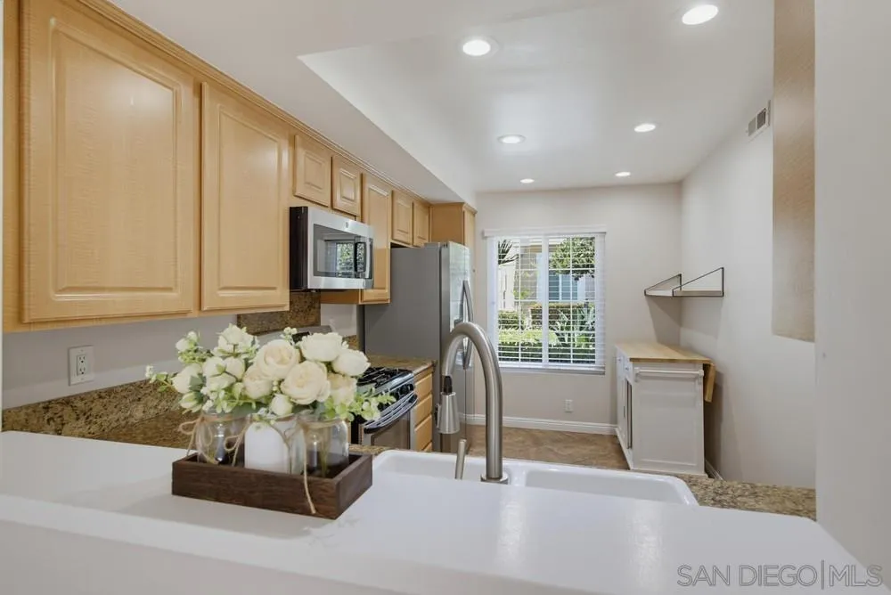 3614 Caminito Carmel Lndg