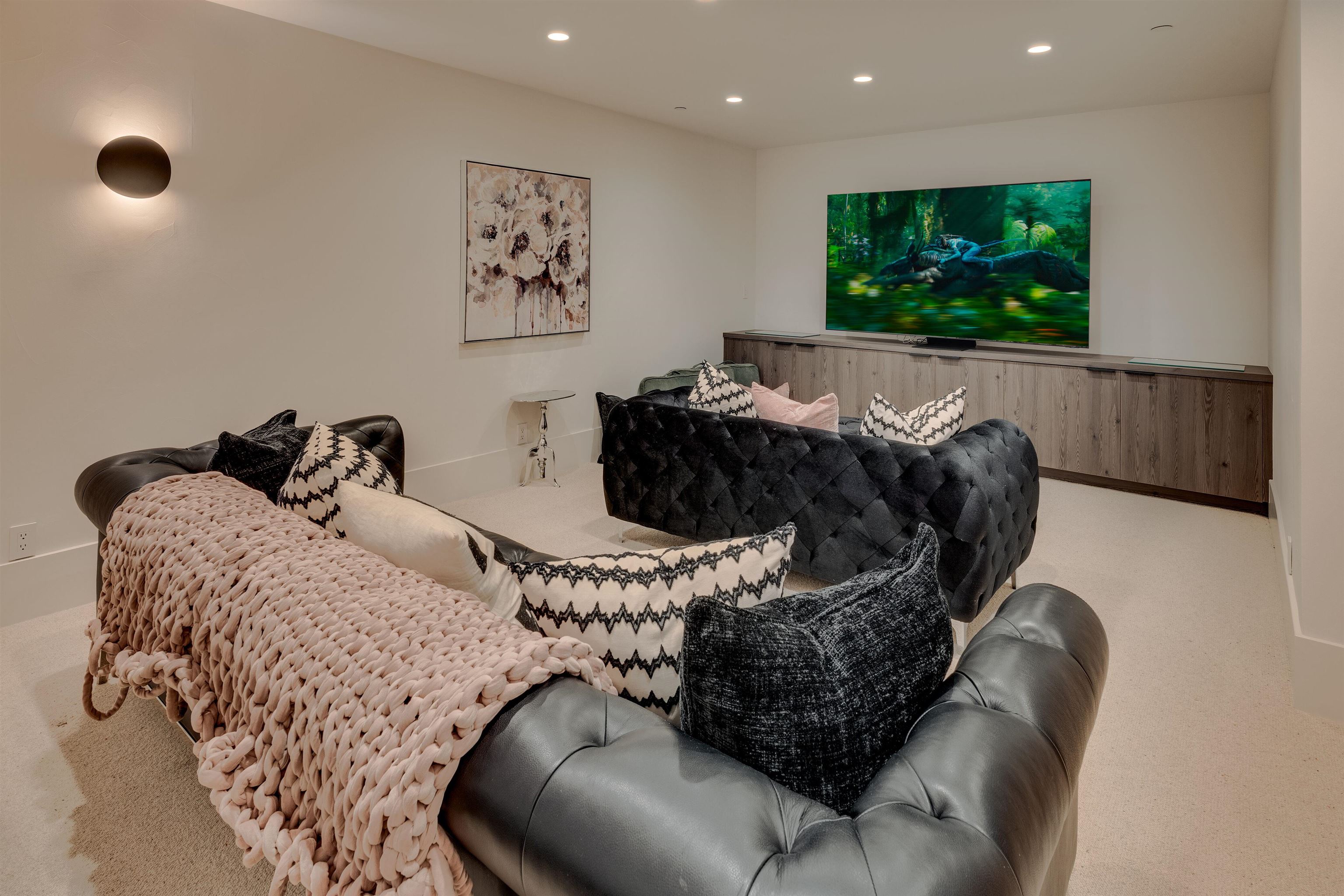 1733 Christy Lane