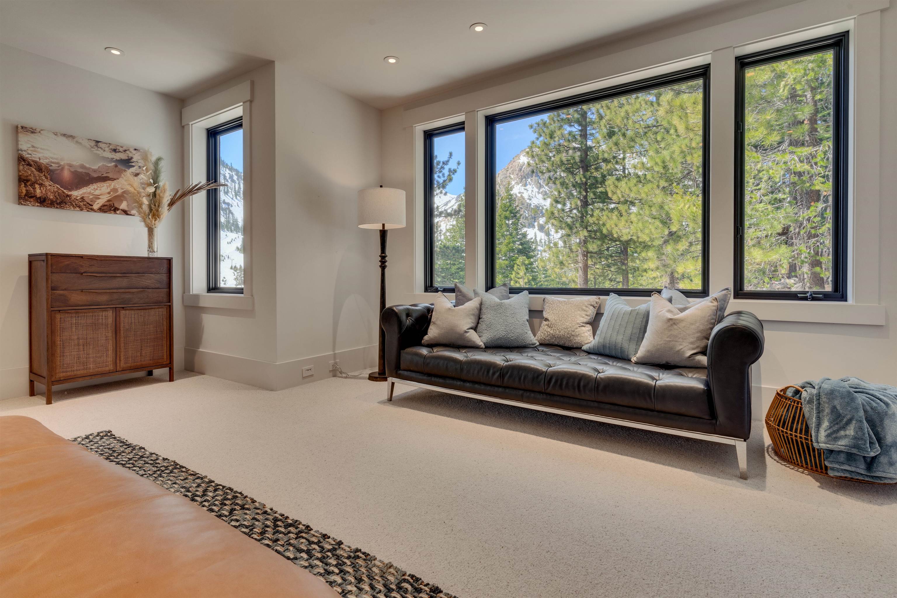 1733 Christy Lane