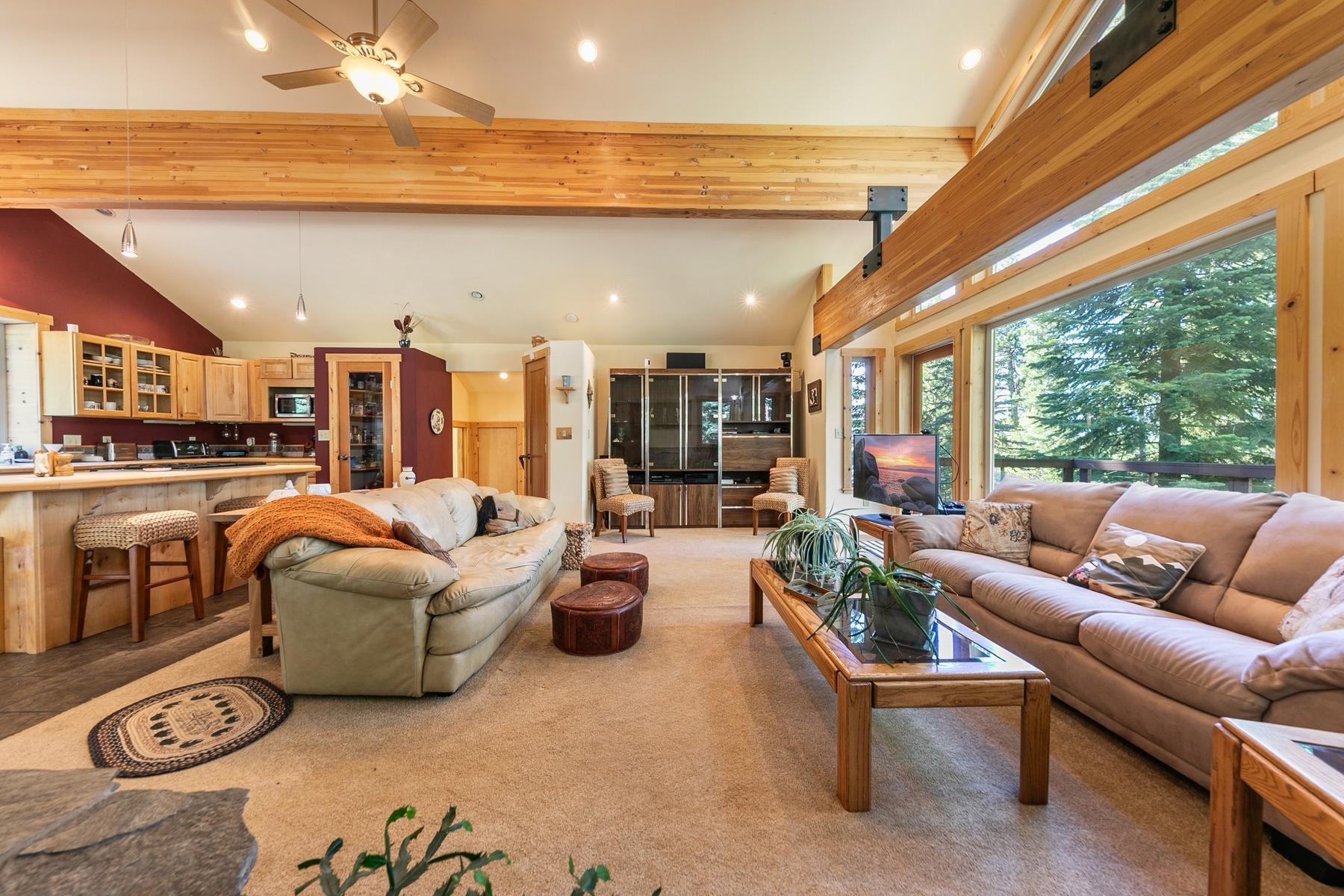 10184 Somerset Drive