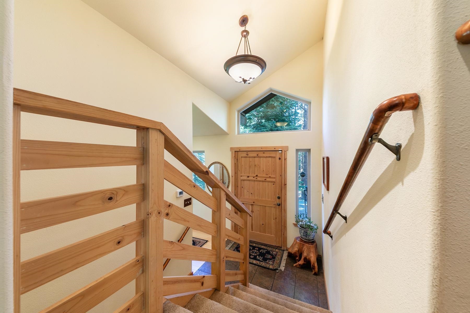 10184 Somerset Drive