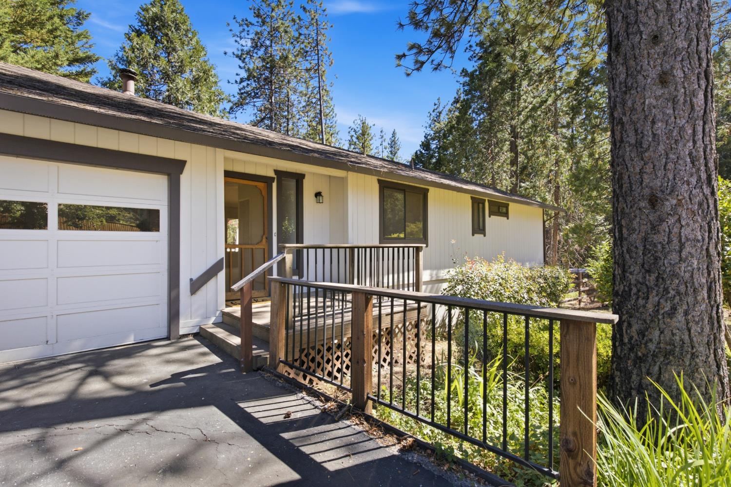 13581 Schooner Hill Drive