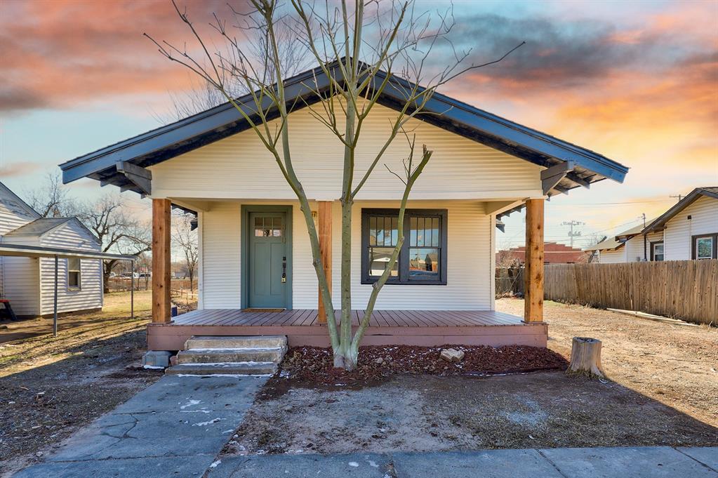 810 NW 94th Street