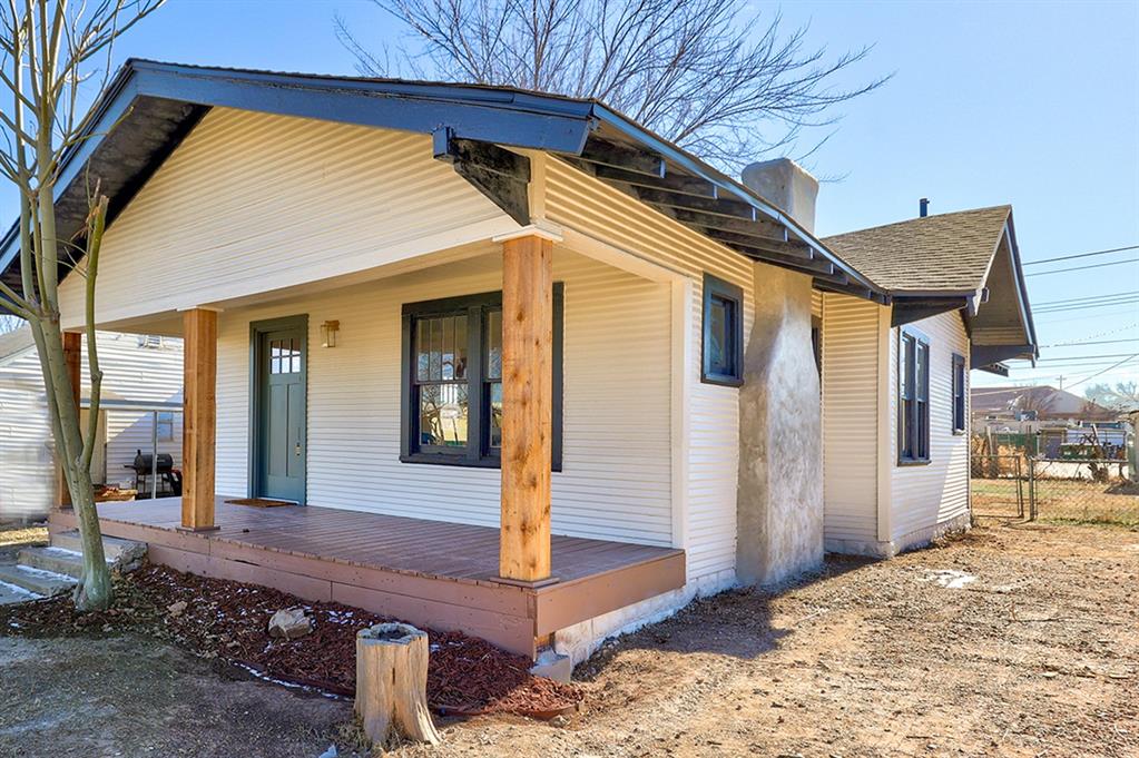 810 NW 94th Street
