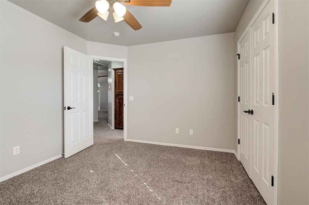 709 E Linden Lane