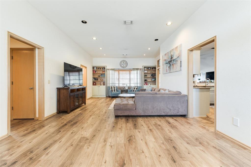 15717 Hyde Parke Drive