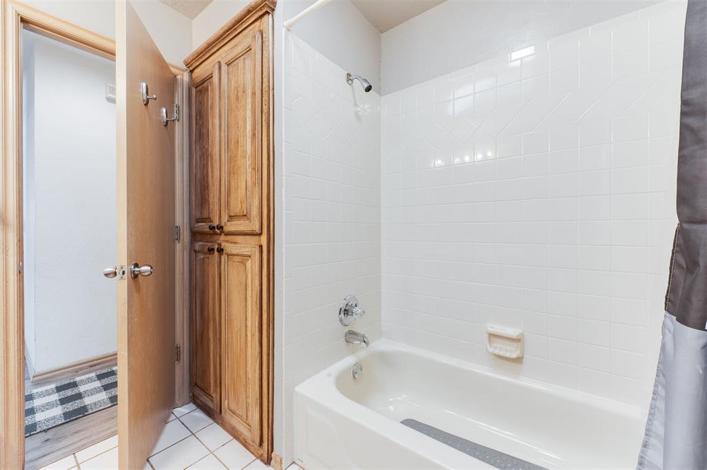 15717 Hyde Parke Drive