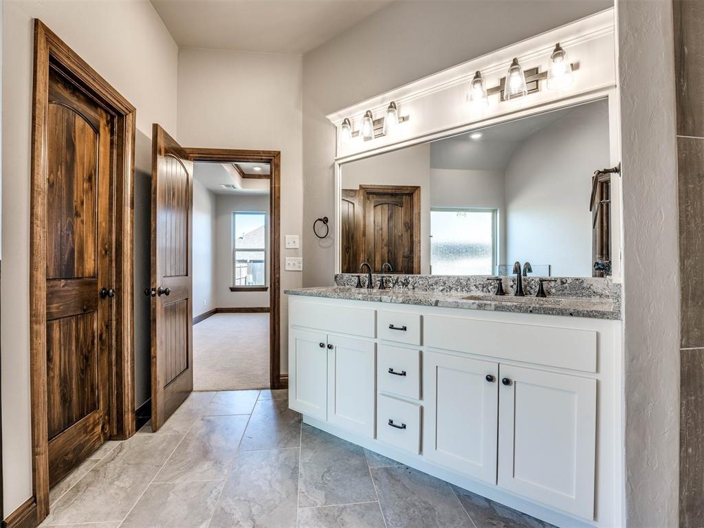 4004 Wedgewood Creek Drive