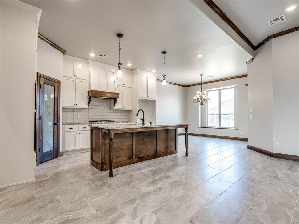 4004 Wedgewood Creek Drive