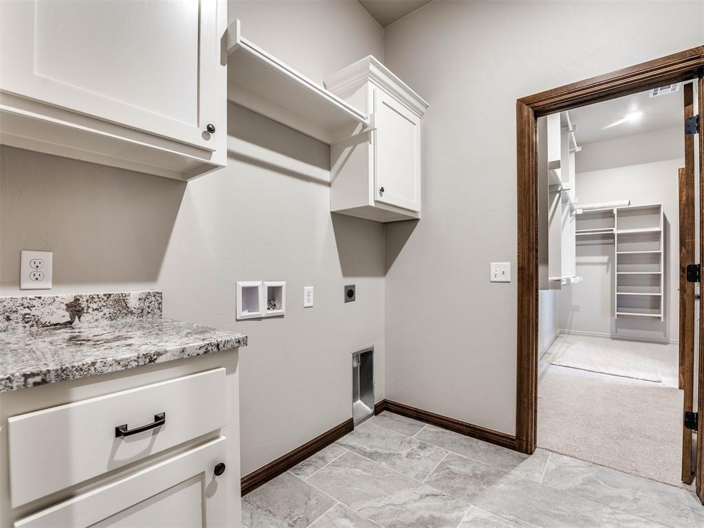 4004 Wedgewood Creek Drive