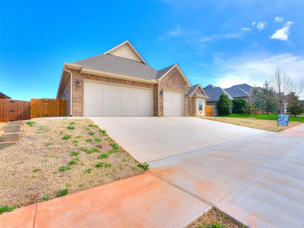 4004 Wedgewood Creek Drive