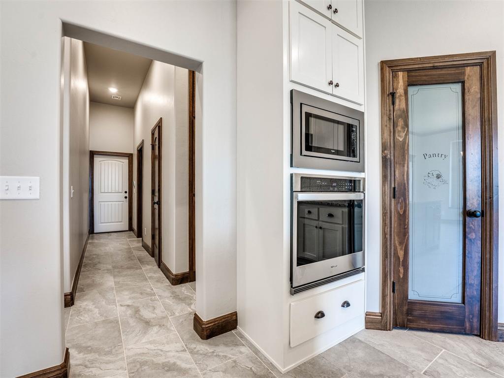 4004 Wedgewood Creek Drive