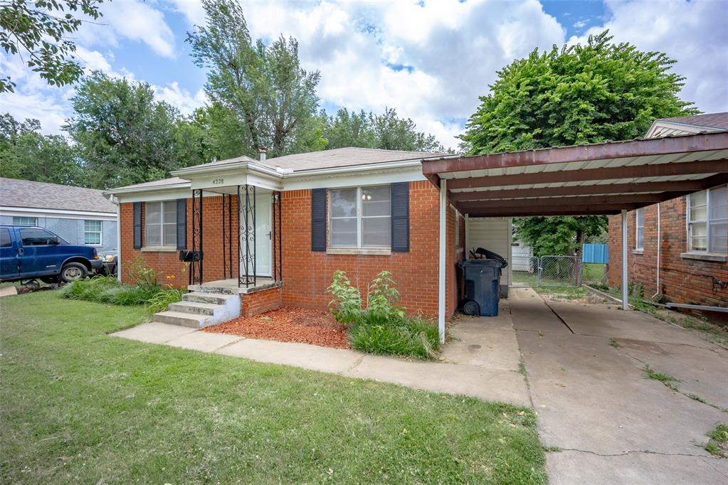 4228 NW 15th Street