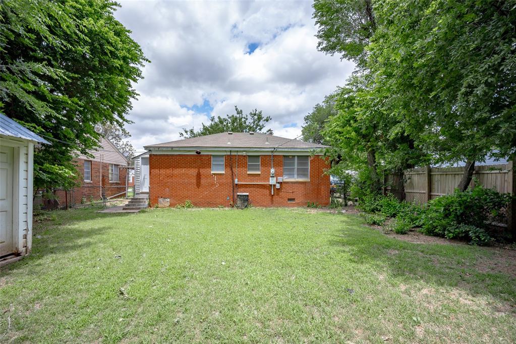 4228 NW 15th Street