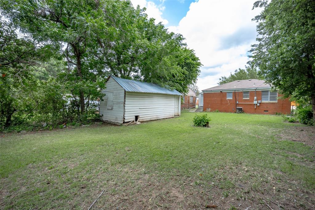 4228 NW 15th Street