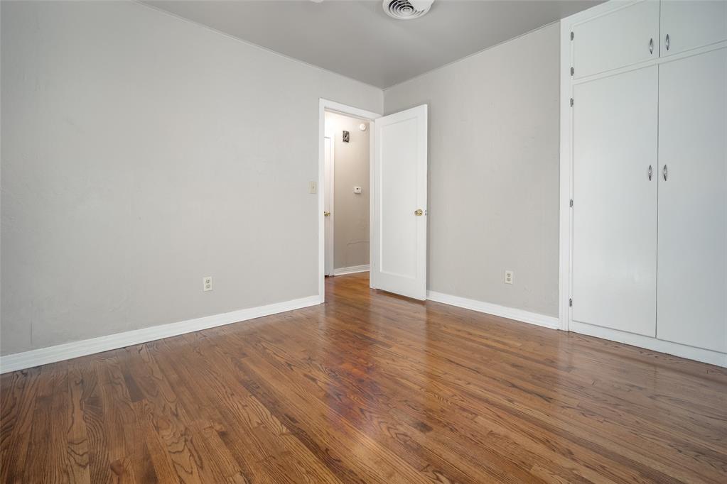 4228 NW 15th Street
