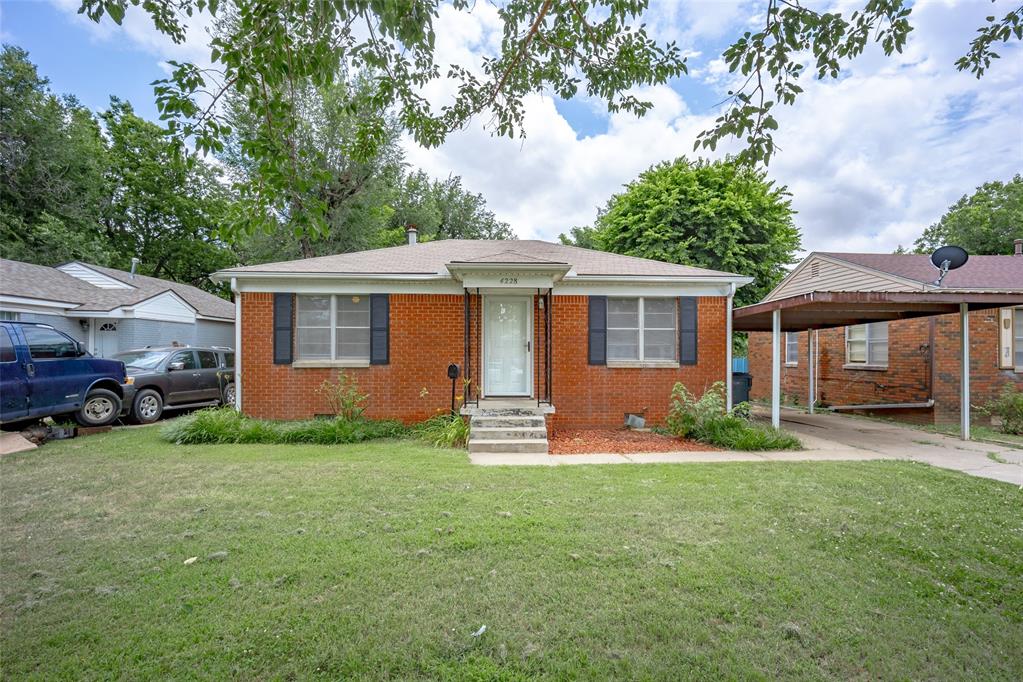 4228 NW 15th Street