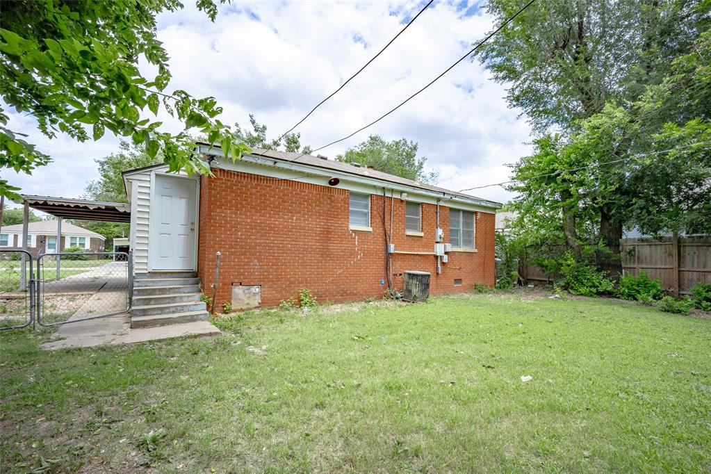 4228 NW 15th Street