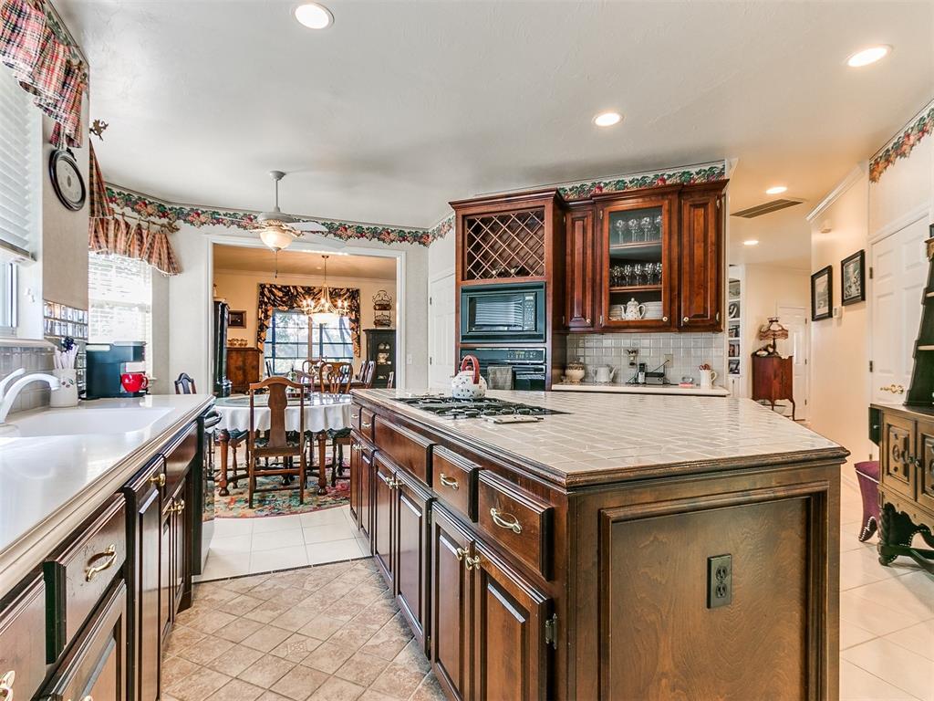 3800 Woodshadow Road