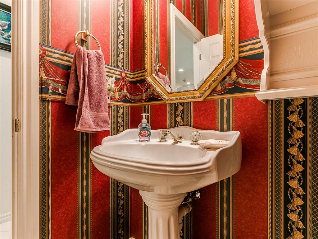 3800 Woodshadow Road