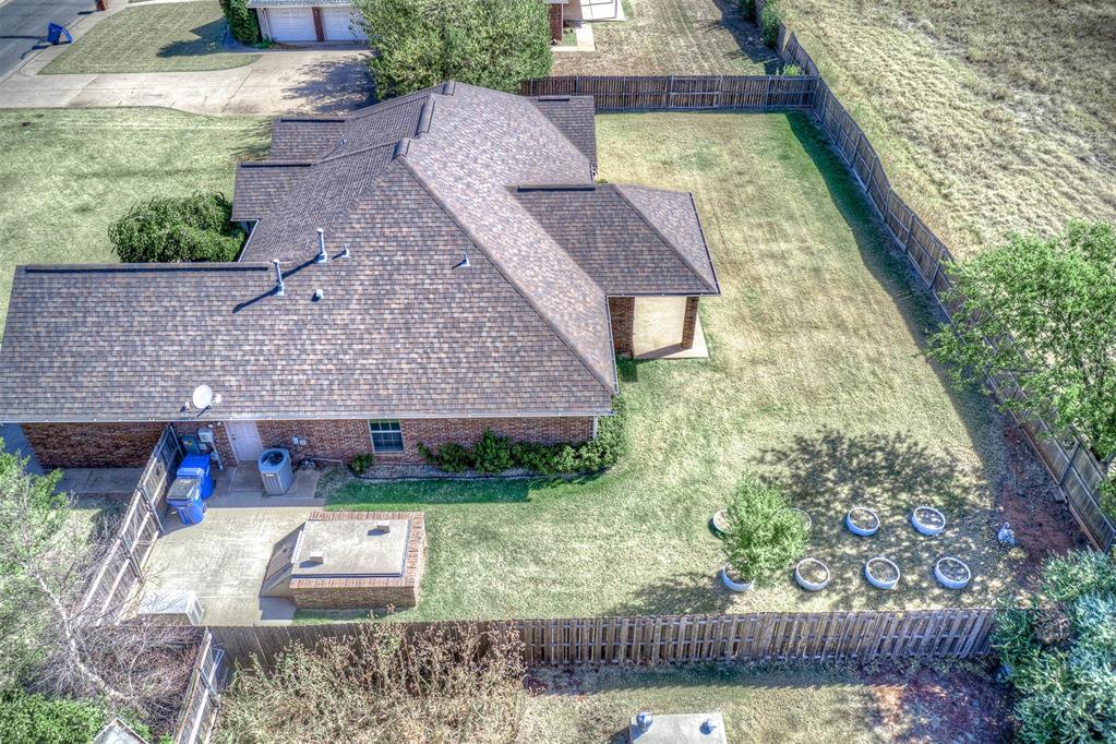 312 NW Cypress Street