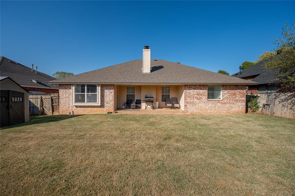 2000 Sagewood Drive
