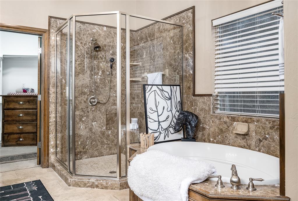 413 Gladstone Circle