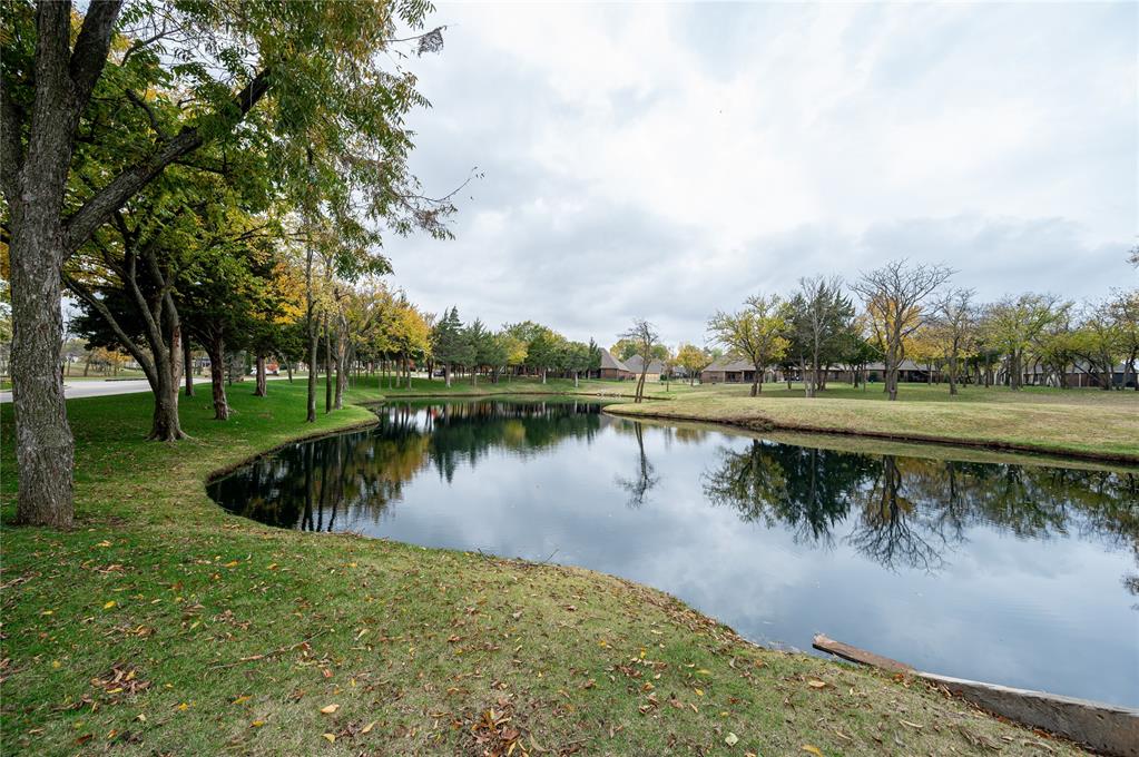 413 Gladstone Circle