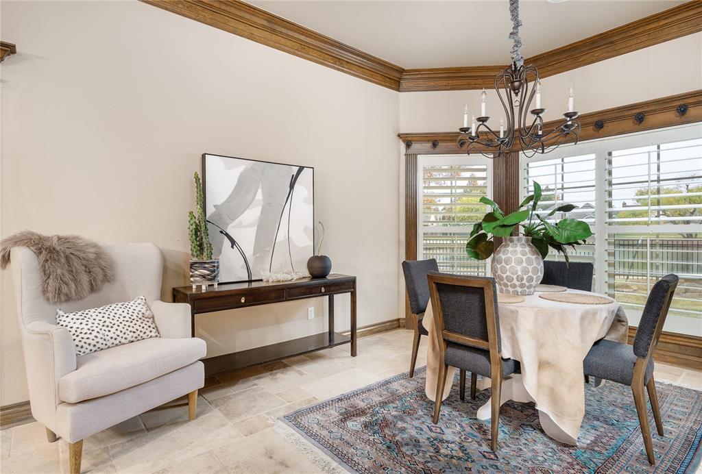 413 Gladstone Circle