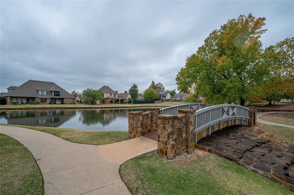 413 Gladstone Circle