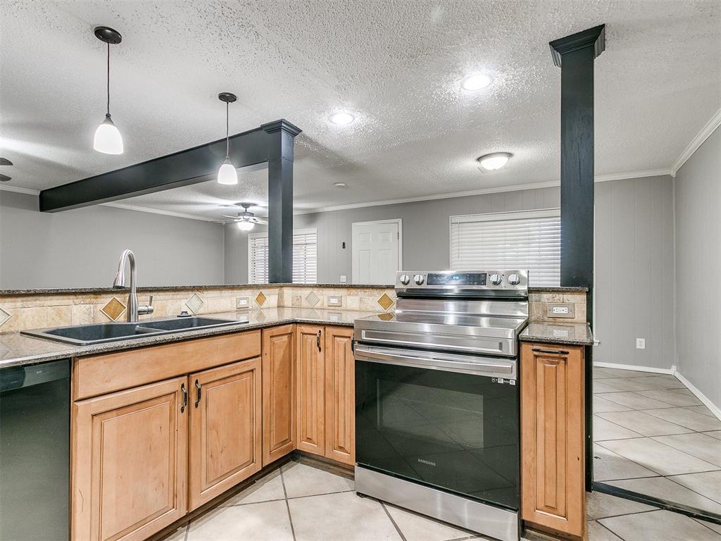 1012 W Silver Meadow Drive