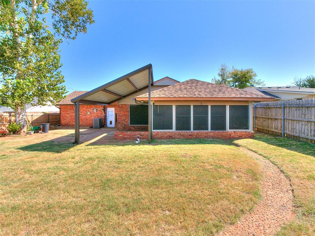 1012 W Silver Meadow Drive