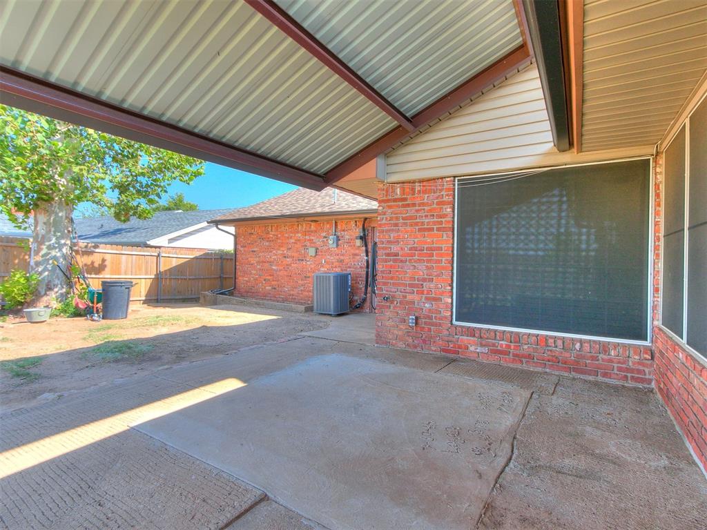 1012 W Silver Meadow Drive
