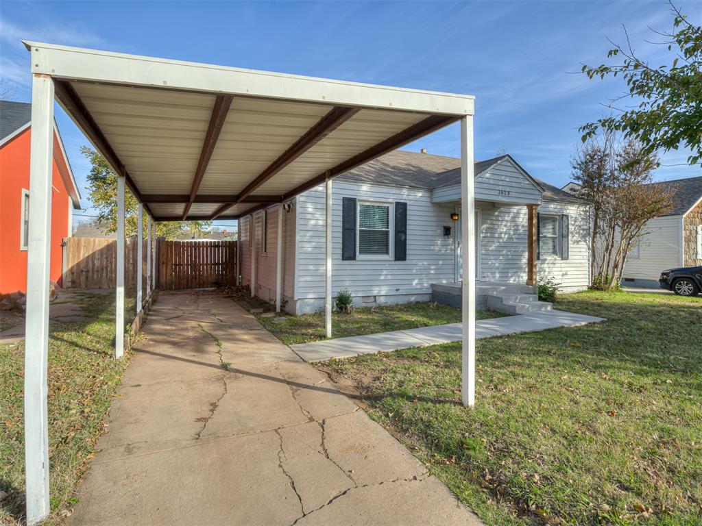 3829 NW 26th Street