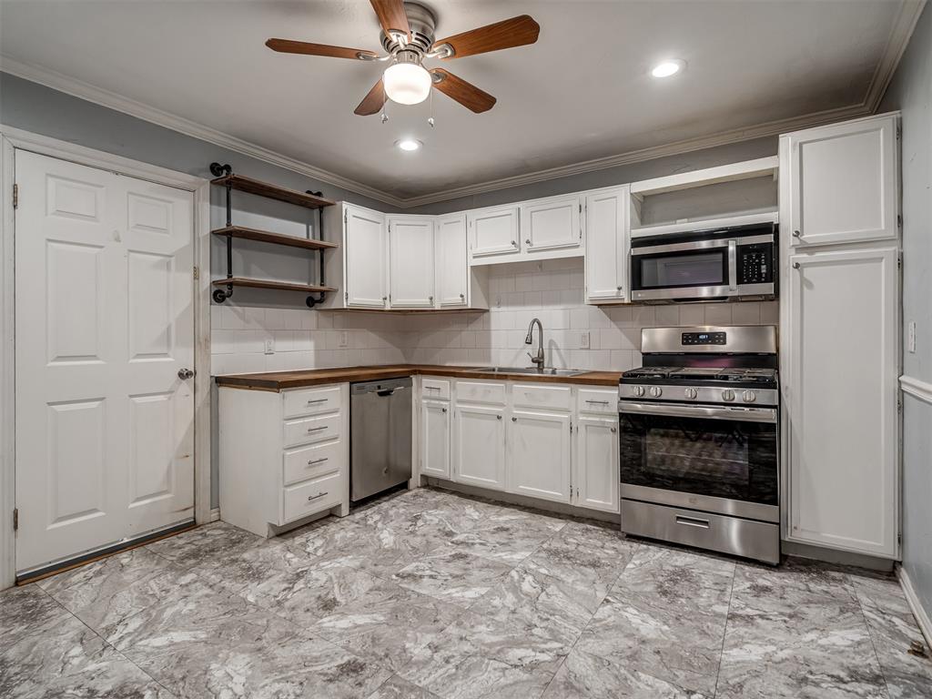 3829 NW 26th Street