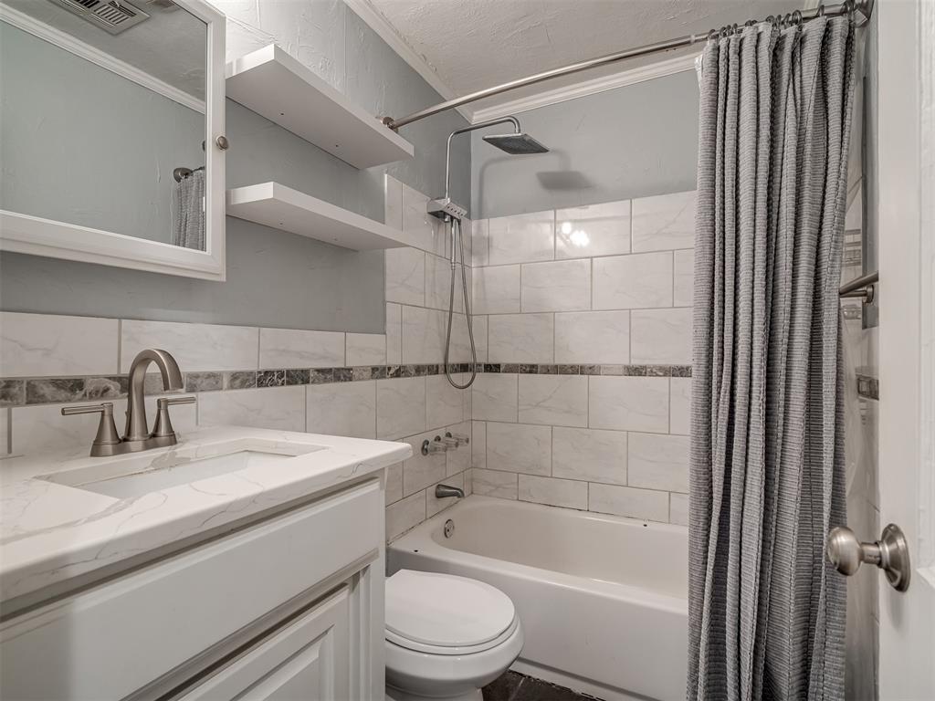 3829 NW 26th Street