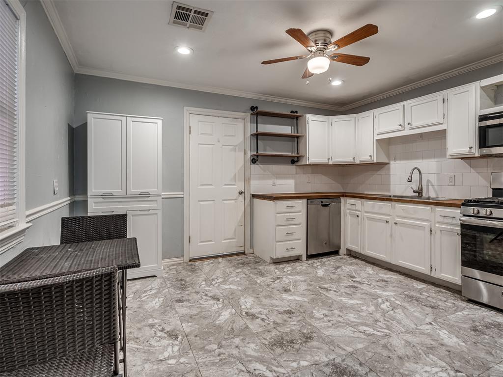 3829 NW 26th Street
