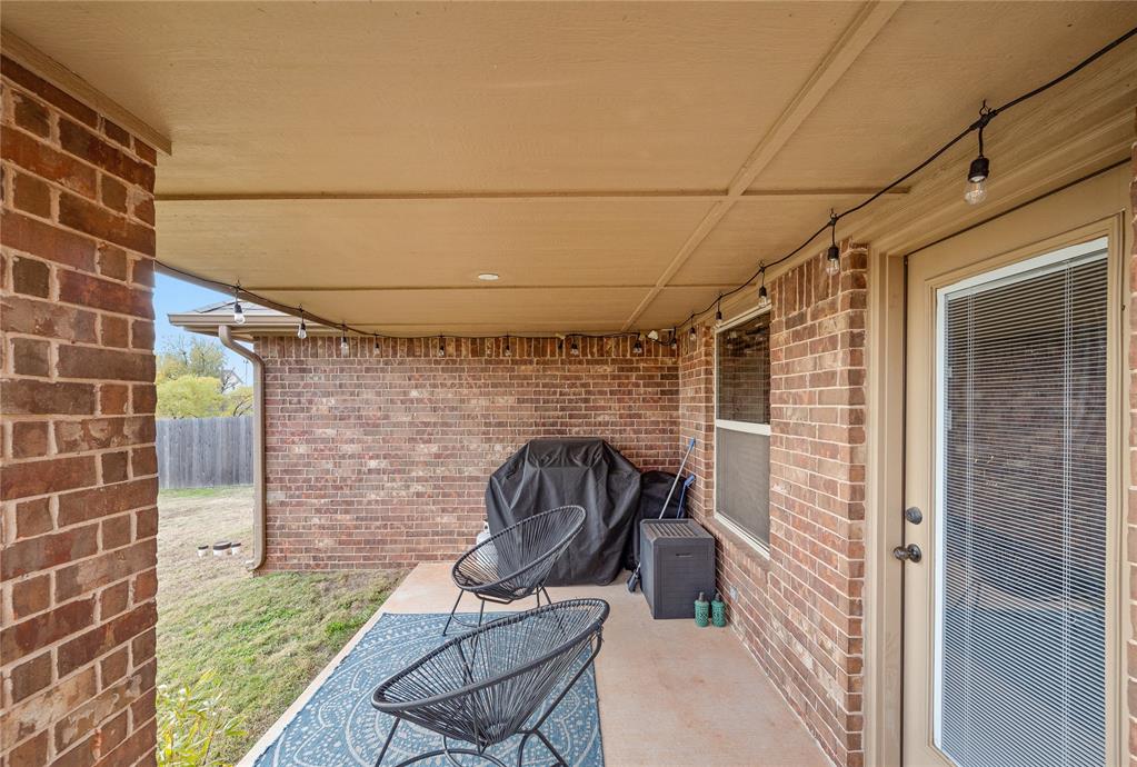 812 Lakeview Drive