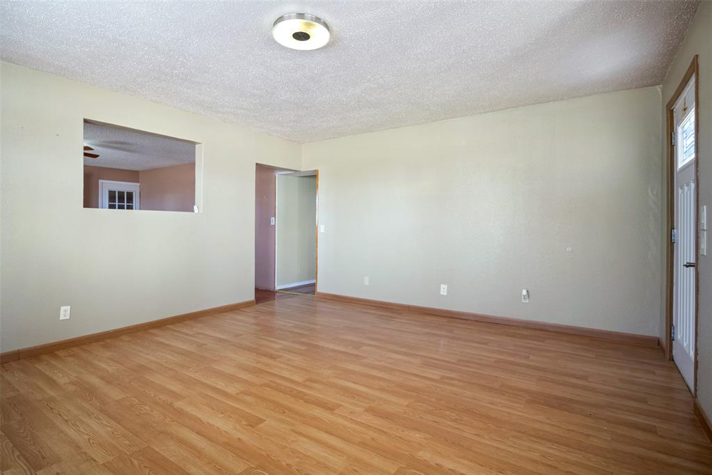 122 W 2nd Street