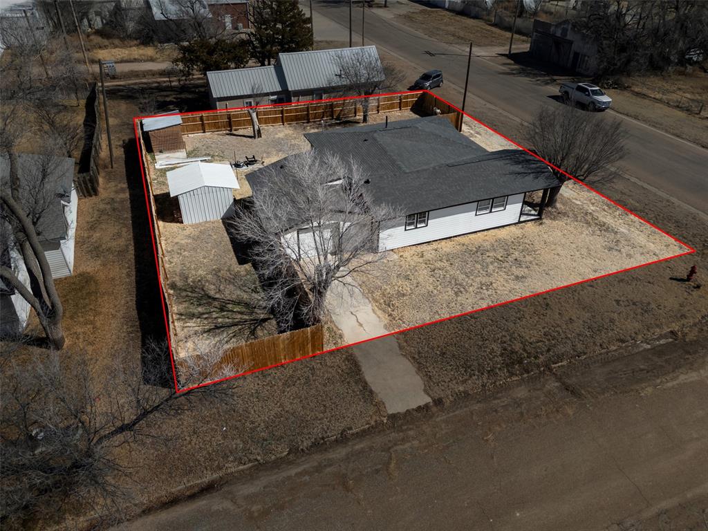 122 W 2nd Street